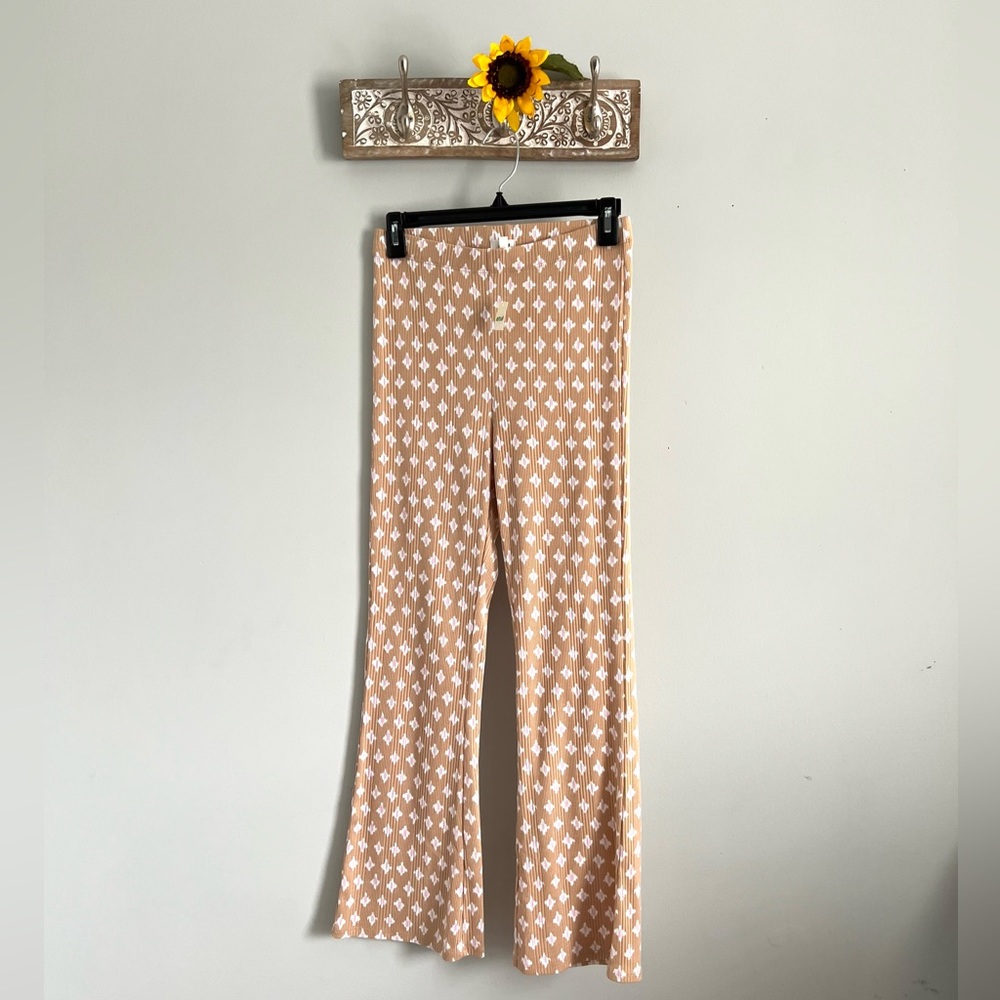 🆕AERIE HIGH WAISTED CROPPED KICK FLARE PANT - Picture 4 of 9